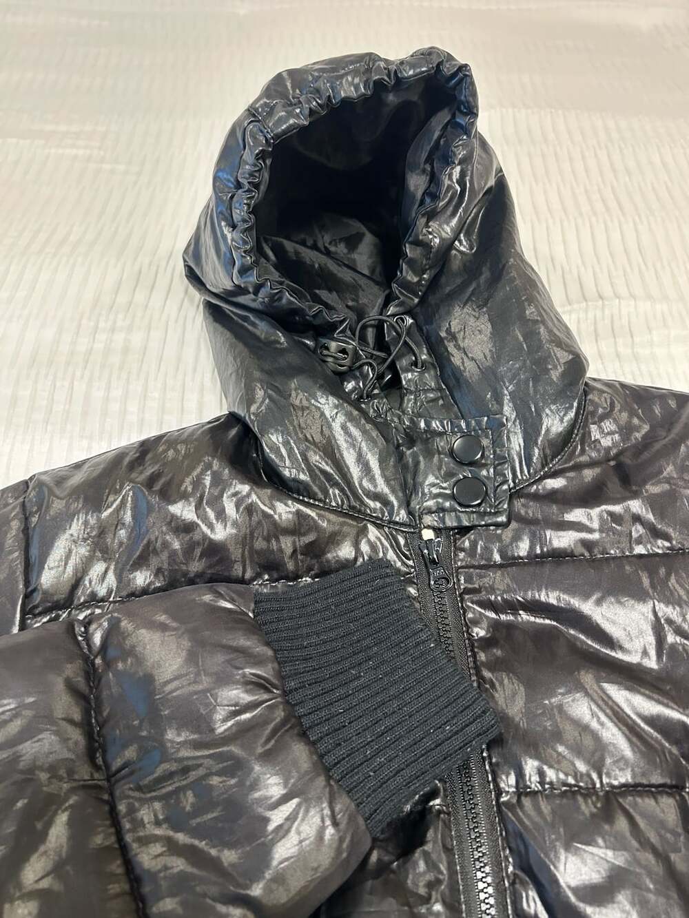 Aeropostale Puffer Jacket Size XL Black Shiny Hooded Puffer Coat
